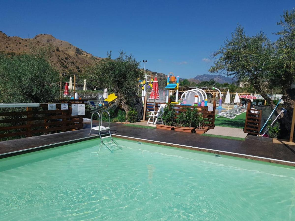 Glamping Alcantara Мотта-Камастра Экстерьер фото